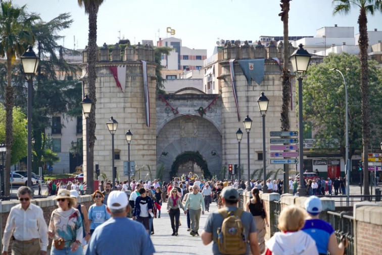 Badajoz revive su historia con la recreación del quinto centenario de Isabel de Portugal