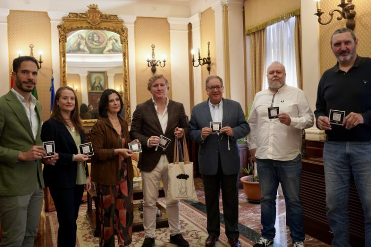 El Ayuntamiento de Badajoz amplía su plan contra el suicidio con la red de farmacias