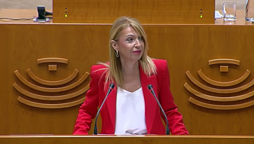 Piedad Álvarez carga contra Guardiola y acusa al PP de “seis meses perdidos por sillones”