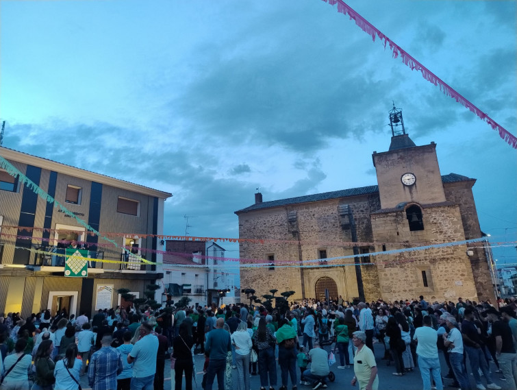 Las mujeres de Talayuela emocionan en la apertura oficial de las fiestas de San Marcos