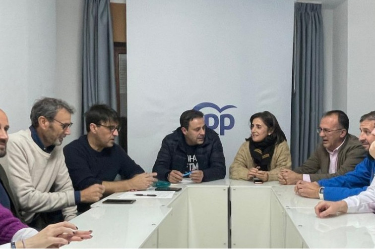 El PP replica al PSOE y defiende los avances en la futura gigafactoría de Navalmoral de la Mata