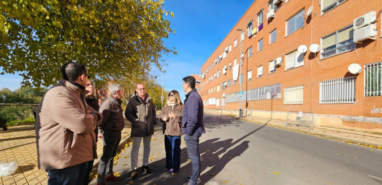 El Ayuntamiento de Cáceres da por finalizada la obra en Río Tíber 6 y los vecinos vuelven a casa