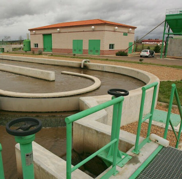 Zamora guarda silencio por las víctimas del atentado de Barcelona 