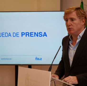 Zamora guarda silencio por las víctimas del atentado de Barcelona 