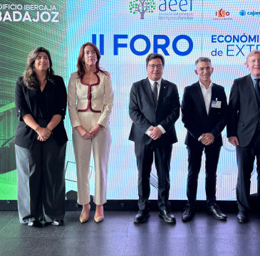 Zamora guarda silencio por las víctimas del atentado de Barcelona 