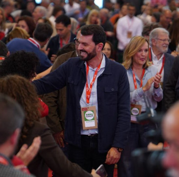 Zamora guarda silencio por las víctimas del atentado de Barcelona 