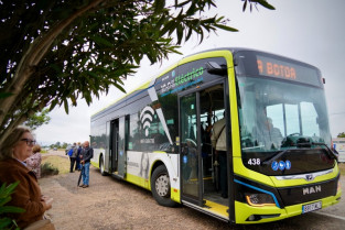 Badajoz pondrá en marcha un servicio especial de autobuses por la Romería de Bótoa