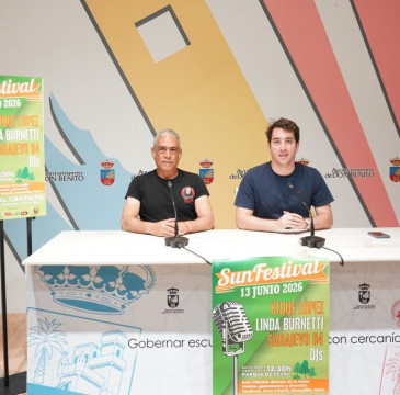 Zamora guarda silencio por las víctimas del atentado de Barcelona 