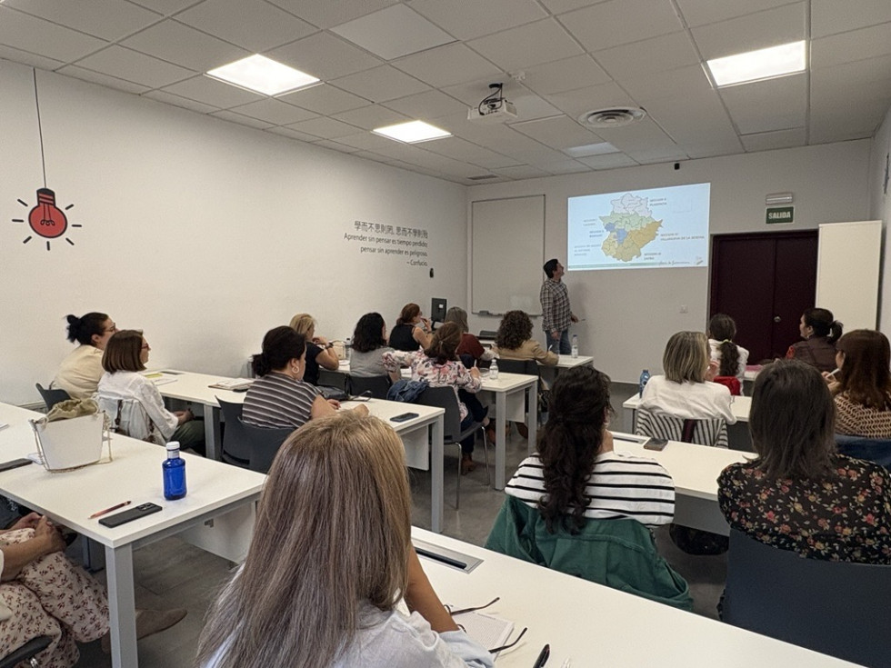 La Junta incorpora 23 nuevos cursos al Plan de Formación de la Escuela de Administración Pública