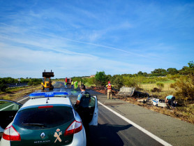 Precaución en la A-66: el incendio de un camión obliga a cortar la autovía