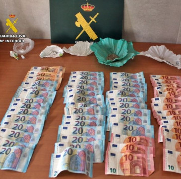 Zamora guarda silencio por las víctimas del atentado de Barcelona 