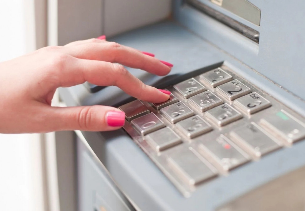 FACUA Extremadura denuncia el cierre progresivo de oficinas bancarias en la región