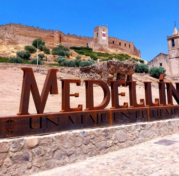 Zamora guarda silencio por las víctimas del atentado de Barcelona 
