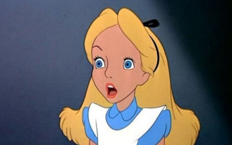 Lewis Carroll en clave extremeña: “Alicia” llega en castúo a Coria
