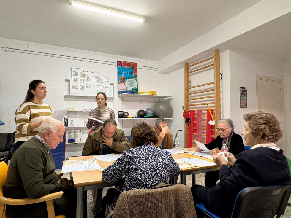 La Asociación Párkinson Extremadura lanza un servicio de atención online para pacientes y cuidadores