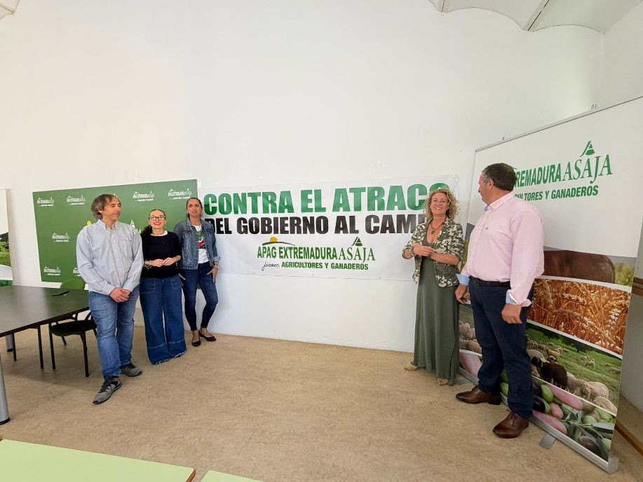 Apag Extremadura Asaja convoca una acampada indefinida frente al Ministerio de Agricultura