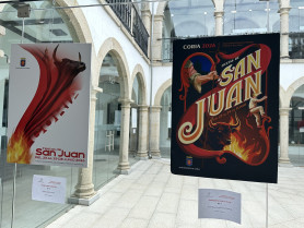 Coria exhibe los carteles del concurso de San Juan 2026 en el ayuntamiento