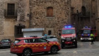 Arde un camión de frutas en pleno casco histórico de Cáceres