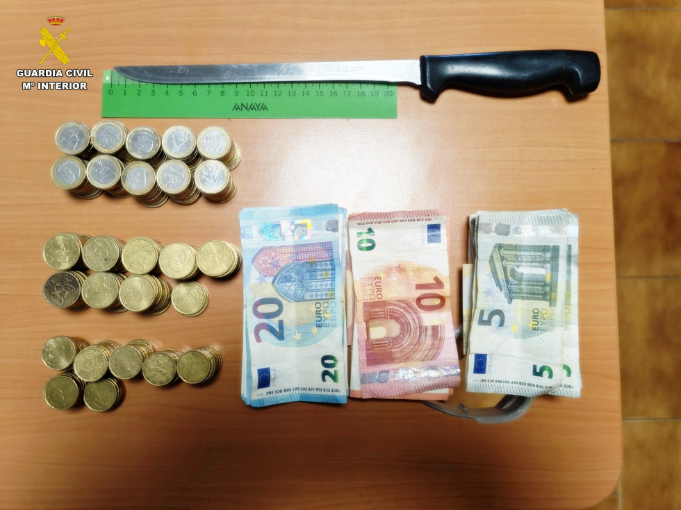 Ingresa en prisión un hombre detenido por un atraco con cuchillo en un bar