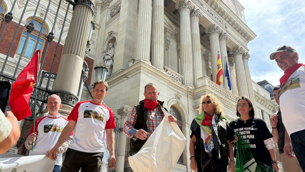 Apag Extremadura Asaja cesa su acampada en Madrid por la 