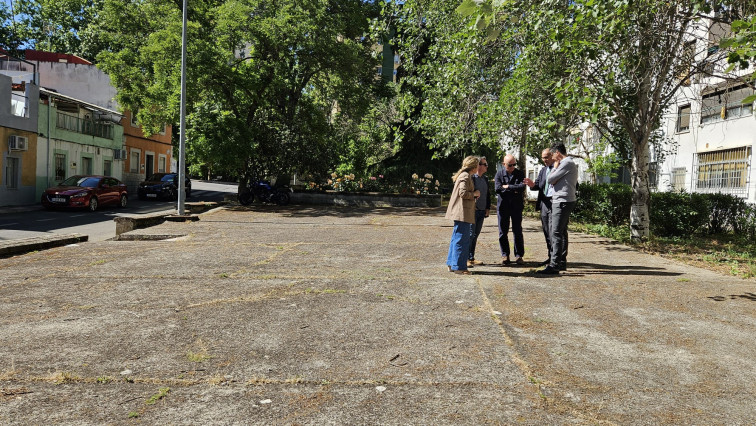 Cáceres construirá un nuevo aparcamiento con 25 plazas en la barriada de Llopis-Ivorra
