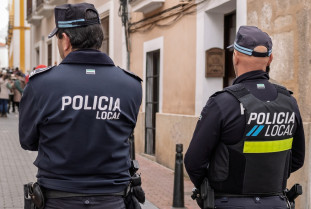 Seis vehículos implicados y tres heridos en una colisión en cadena en Mérida