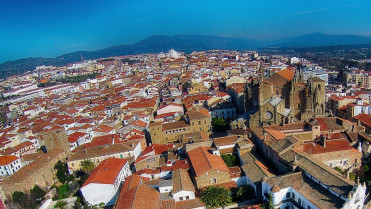 El Ayuntamiento de Plasencia organiza una visita guiada para divulgar su patrimonio histórico