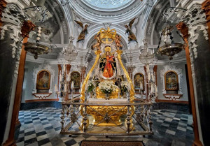 Investigan el robo de varias joyas de la Virgen de los Remedios en Fregenal de la Sierra