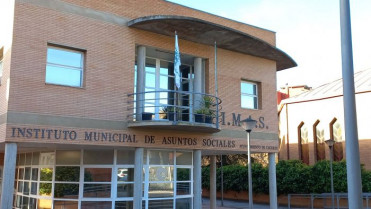 El Ayuntamiento de Cáceres aprueba más de 1,2 millones de euros en ayudas sociales para 2026