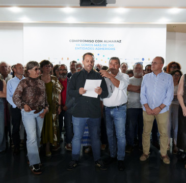 Zamora guarda silencio por las víctimas del atentado de Barcelona 