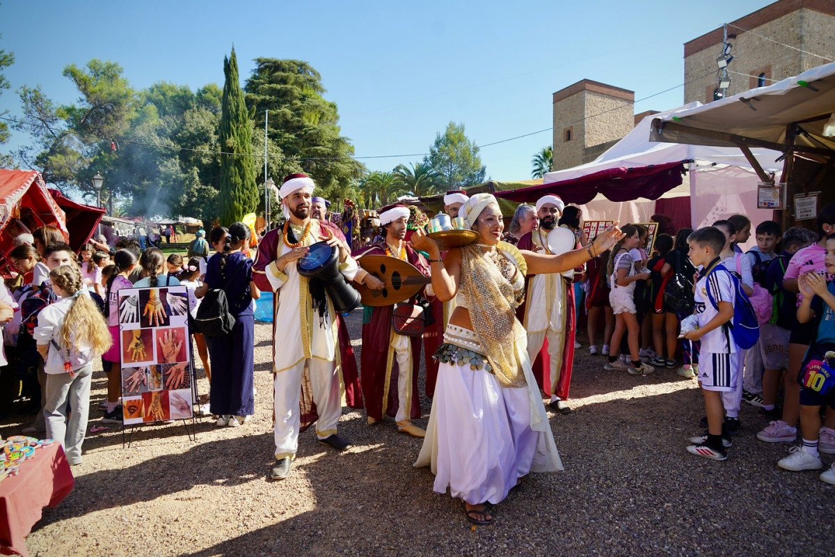 Bailes, Badajoz, Almossassa, 5