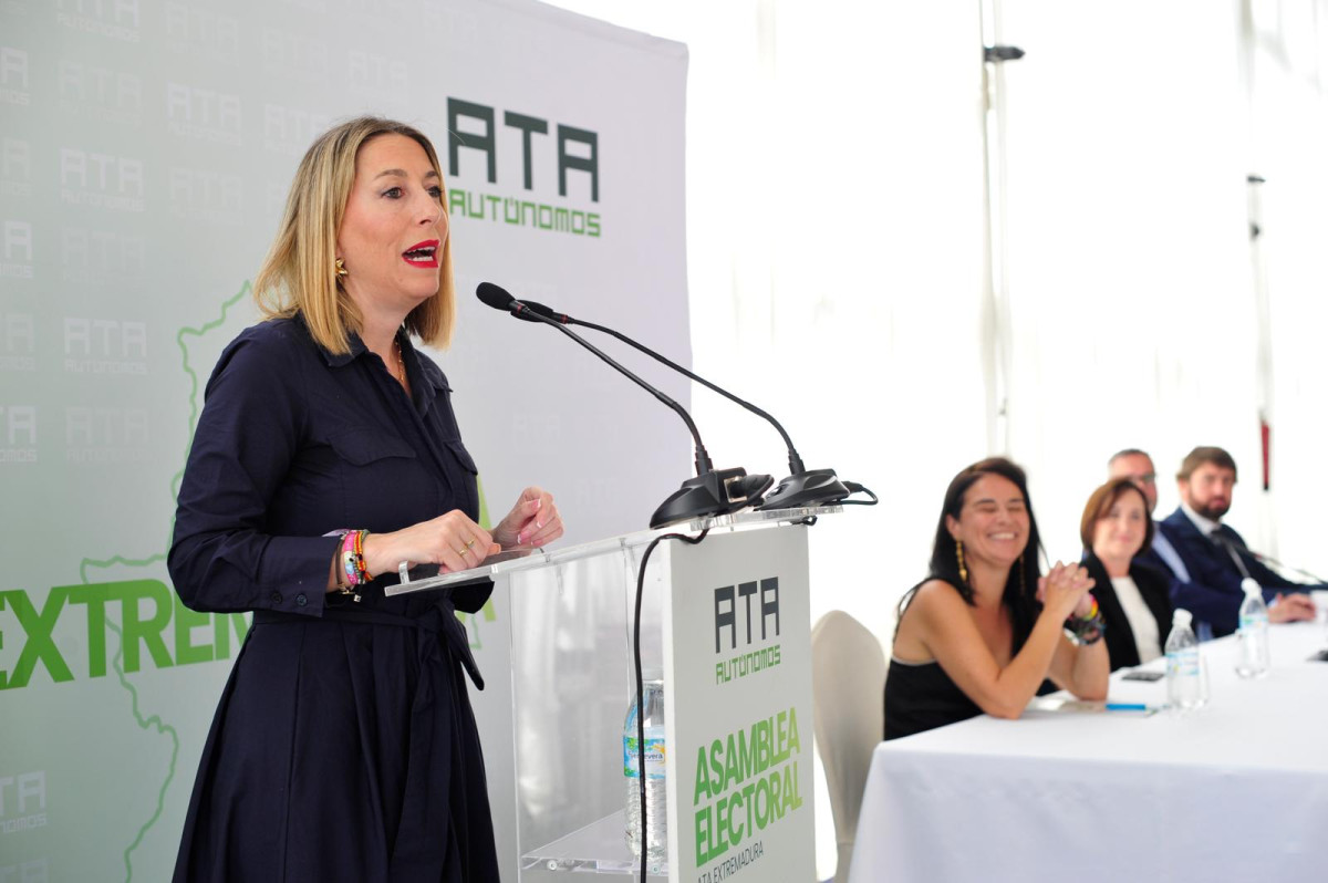 María Guardiola, presidenta de Extremadura, ha clausurado la Asamblea de Elecciones