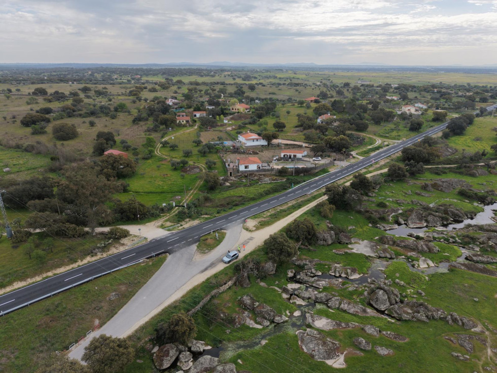 La Junta mejora la EX-207 entre Arroyo de la Luz y Brozas con una inversión de 4,8 millones de euros