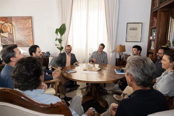 La Diputación y los trabajadores de Almaraz piden al Gobierno prolongar la vida de la central