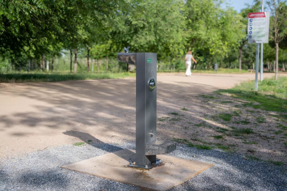 Mérida renueva su mobiliario urbano tras una inversión de más de 160.000 euros
