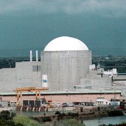 La Central Nuclear de Almaraz II frena su reactor por una bajada en el generador principal