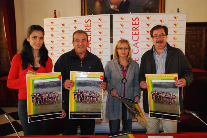 El XXVI Trofeo de Campo a Través de la Diputación de Cáceres contará con un millar de atletas extremeños
