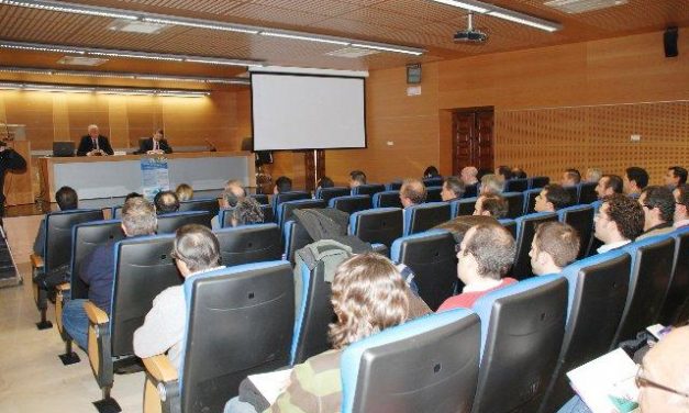 Unas jornadas abordan en Cáceres cómo reducir la factura de la luz de los ayuntamientos