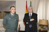 El presidente de la Diptuación de Cáceres recibe al nuevo teniente coronel de la Guardia Civil