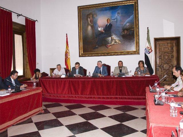 La Diputación de Cáceres aprueba más de 1 millón de euros en ayudas en materia cultural, deportiva y social