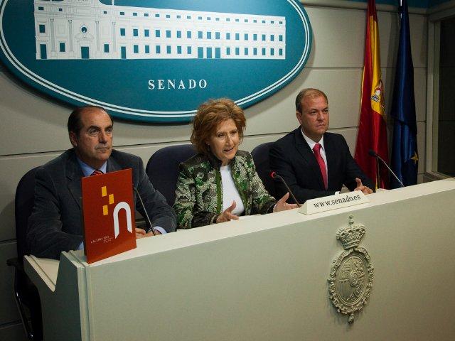 Cáceres 2016 presenta su candidatura en el Senado ante los parlamentarios extremeños