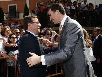 Su Alteza Real el Príncipe Don Felipe de Borbón recibe la medalla de Extremadura en un acto en Trujillo