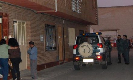 La Guardia Civil detiene tras una persecución de cine por Moraleja a dos jóvenes por realizar disparos al aire