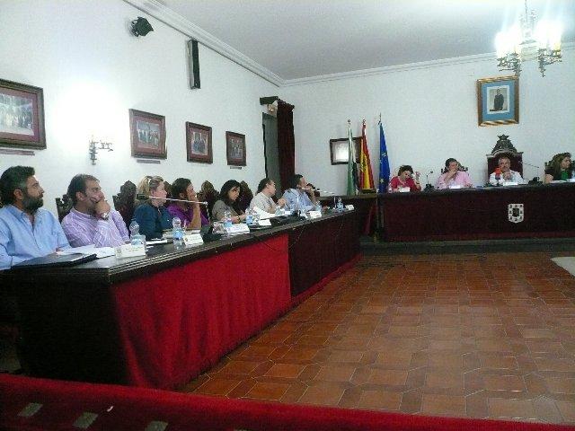 Aprobadas las cuentas generales del Ayuntamiento de Coria entre 2000 y 2008 con abstención de PP e IPEX