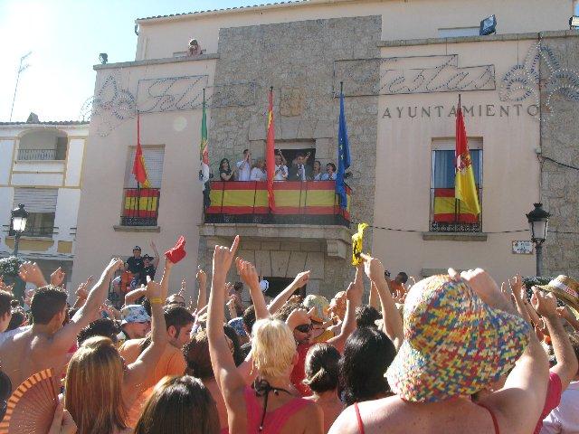Moraleja inicia San Buenaventura al grito del popular «Soy español» y con el pregón de Victorino