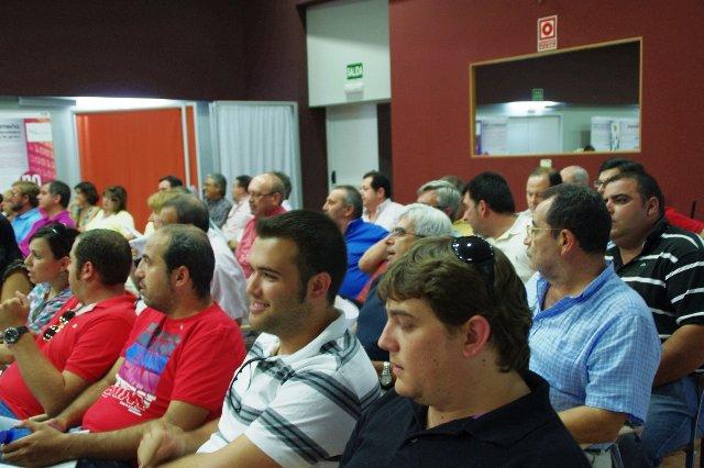 El comité provincial del PSOE de Cáceres aprueba una resolución para apoyar la agricultura y la ganadería
