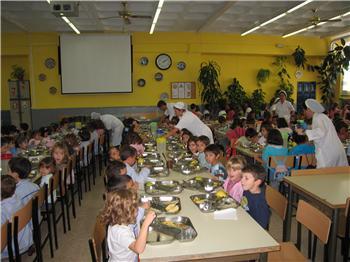 Casi 11.600 alumnos comerán en el colegio y hasta 5.000 asistirán al aula matinal el próximo curso