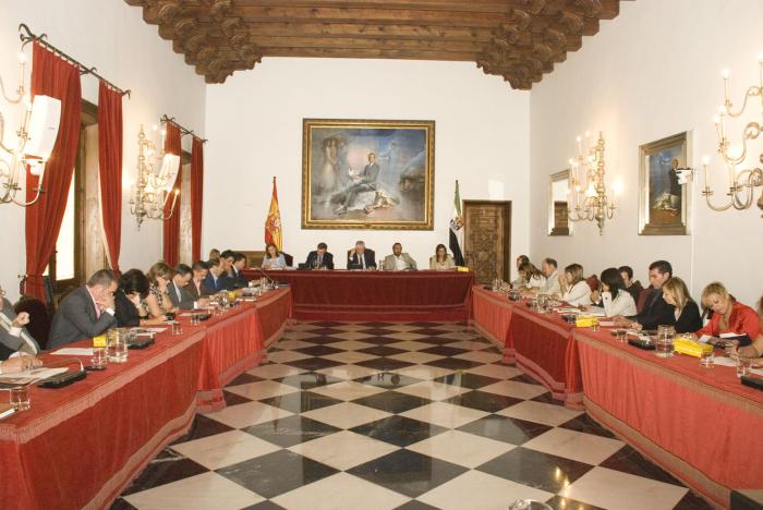 La Diputación aprueba inversiones de 9 millones de euros para 136 municipios menores de 2.000 habitantes