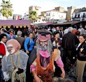 El mercado medieval de las Tres Culturas de Cáceres recibe 30.000 visitas en los cuatro días de celebración