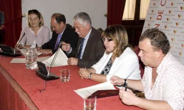 Diputación concluye su firma anual de convenios con los Grupos de Desarrollo con una aportación de 59.219 €